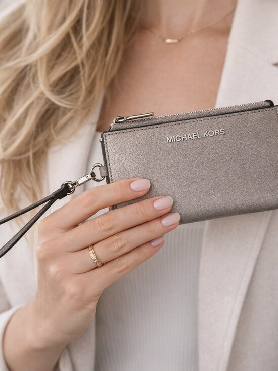 MICHAEL Michael Kors Handbags - ✨ Michael Kors Wristlet Wallet Gray Saffiano 💼 | Cartera MK